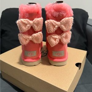 Bailey Bow Knit Bow Uggs
